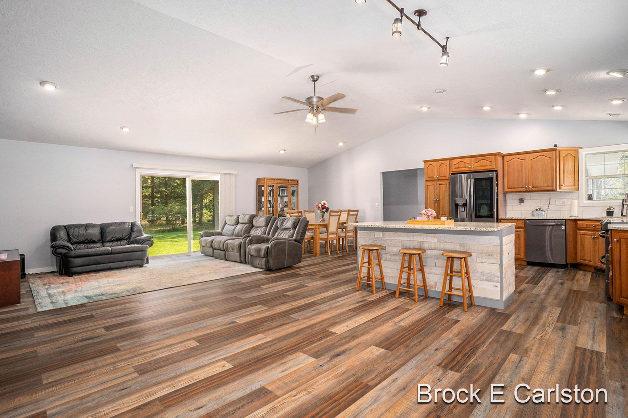 6207 Hall Road Muskegon, MI 49442 - Photo 11 of 37 DSC00222