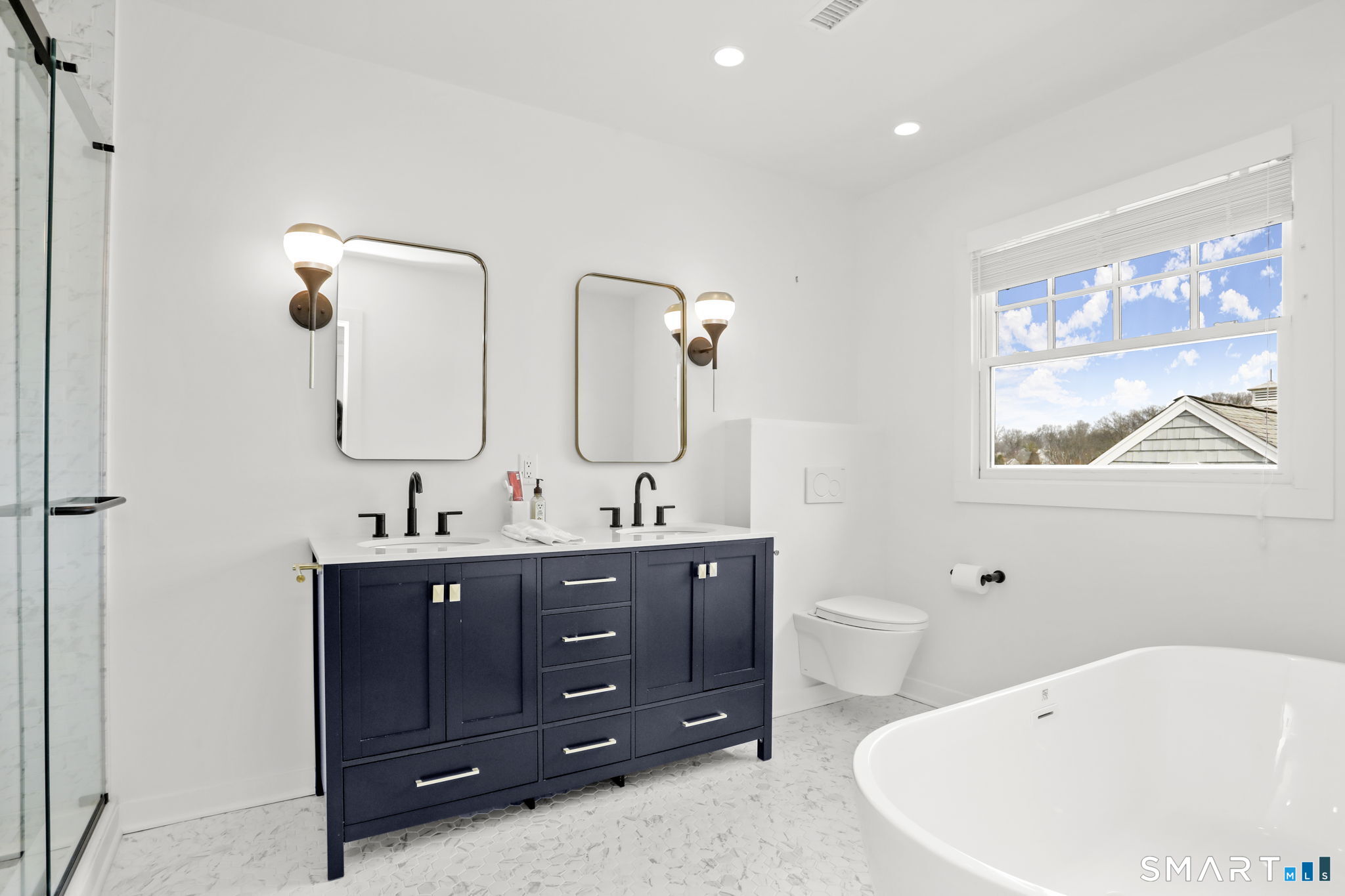 85 Roton Avenue Norwalk, CT 06853 - Photo 9 of 13