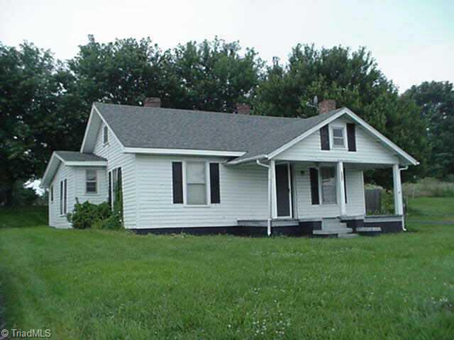 622 North Franklin Road Mount Airy, NC 27030 - Photo 1 of 1 Exterior Front.