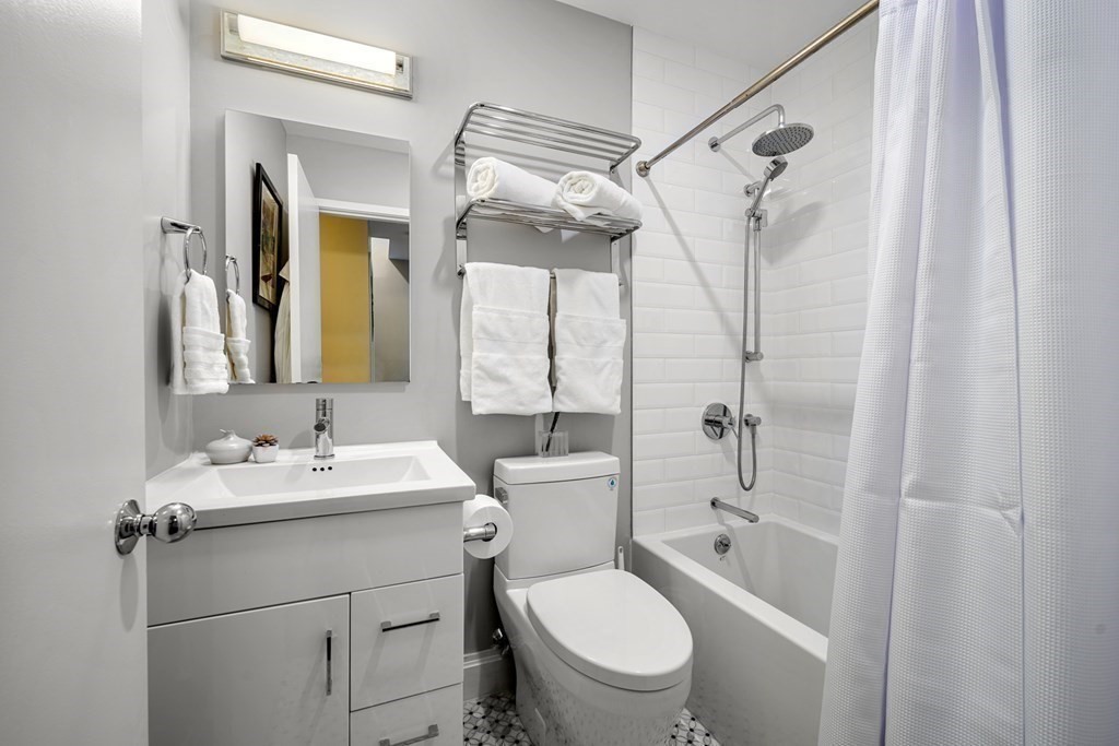 2 Shipway Place, Unit 2 Boston, MA 02129 - Photo 9 of 18