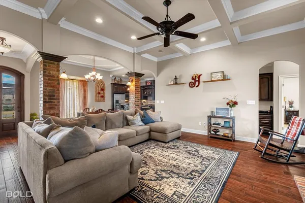 $379,900 | 126 Lori Drive, Stonewall, LA 71078
