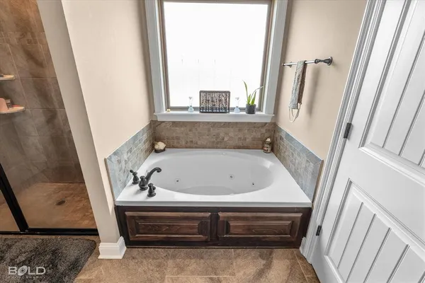 $379,900 | 126 Lori Drive, Stonewall, LA 71078