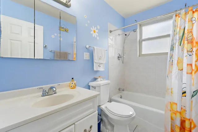 $279,000 | 5306 Kimball Place, Oak Lawn, IL 60453