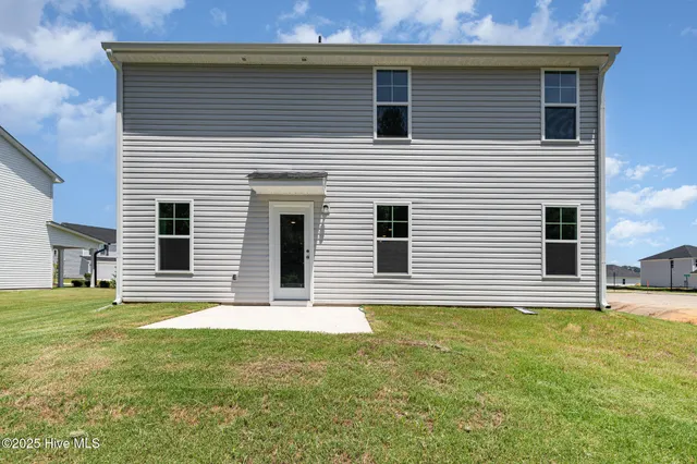 $349,950 | 73 West Emily Gardens Drive, Selma, NC 27576