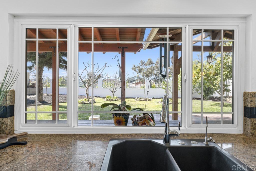 978 Roca Place Chula Vista, CA 91910 - Photo 16 of 45 a view of a living room and a window