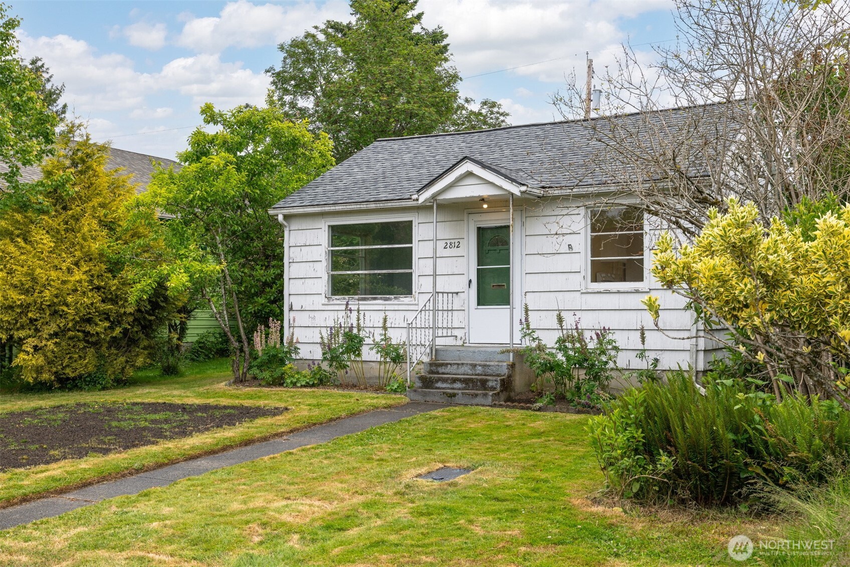 2812 Vallette Street Bellingham, WA 98225 - Photo 1 of 38 Gallery Image 1