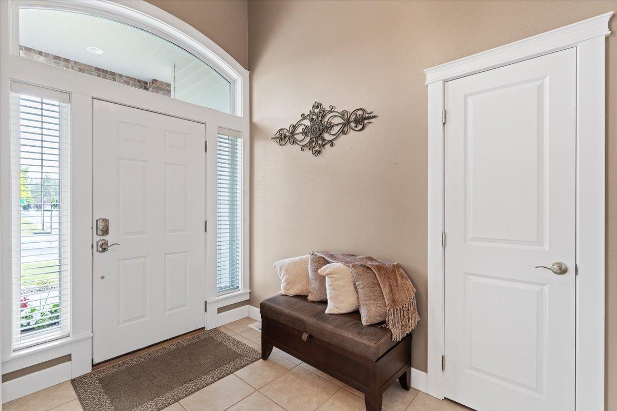 909 East Golden Road Spokane, WA 99208 - Photo 3 of 32 Gallery Image 3
