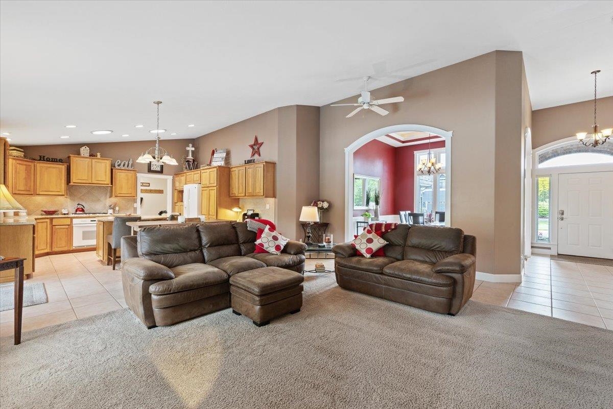 909 East Golden Road Spokane, WA 99208 - Photo 7 of 32 Gallery Image 7