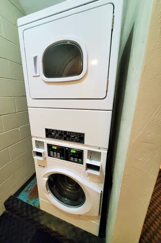 a close up view of washer and dryer