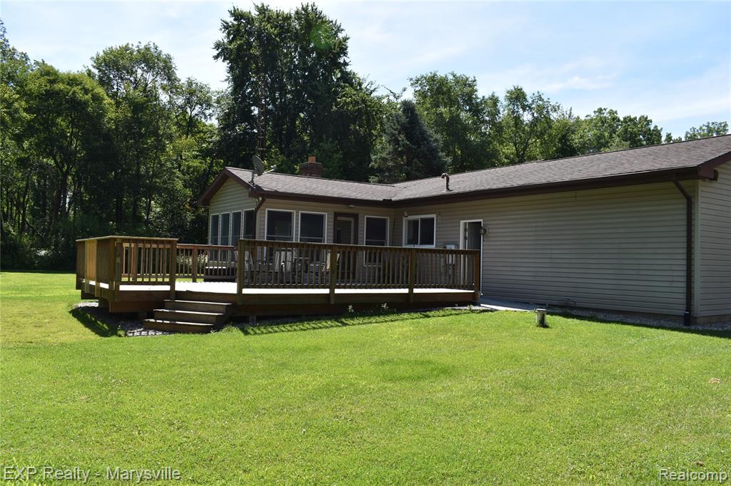 12980 Metcalf Road Yale, MI 48097 - Photo 8 of 33