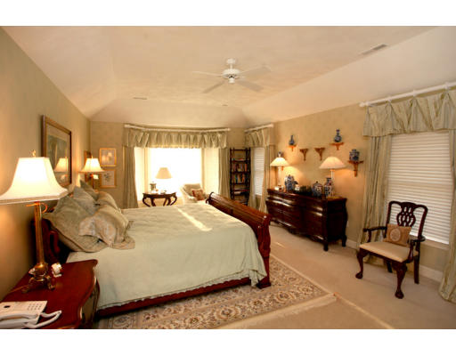 2 Walker Lane Boxford, MA 01921 - Photo 16 of 23