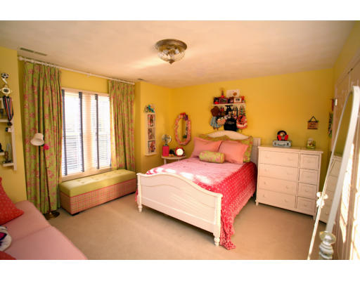 2 Walker Lane Boxford, MA 01921 - Photo 17 of 23