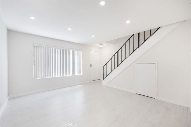 $3,150 | 333 Riverdale Drive, Unit 10, Glendale, CA 91204