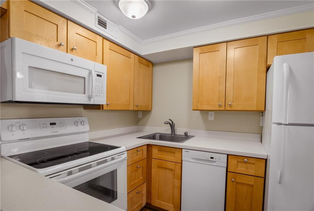 507 Hunters Path Road, Unit 12 Bridgeville, PA 15017 - Photo 3 of 28 Gallery Image 3
