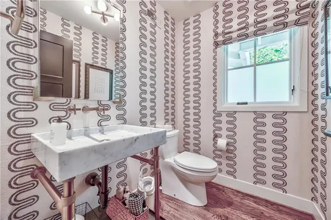 $1,595,000 | 8600 Reinhardt Lane, Leawood, KS 66206