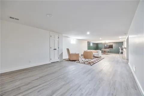 $1,595,000 | 8600 Reinhardt Lane, Leawood, KS 66206