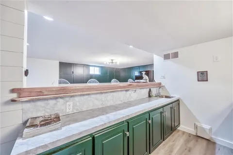 $1,595,000 | 8600 Reinhardt Lane, Leawood, KS 66206