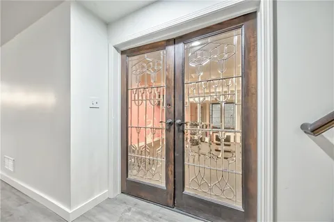 $1,595,000 | 8600 Reinhardt Lane, Leawood, KS 66206