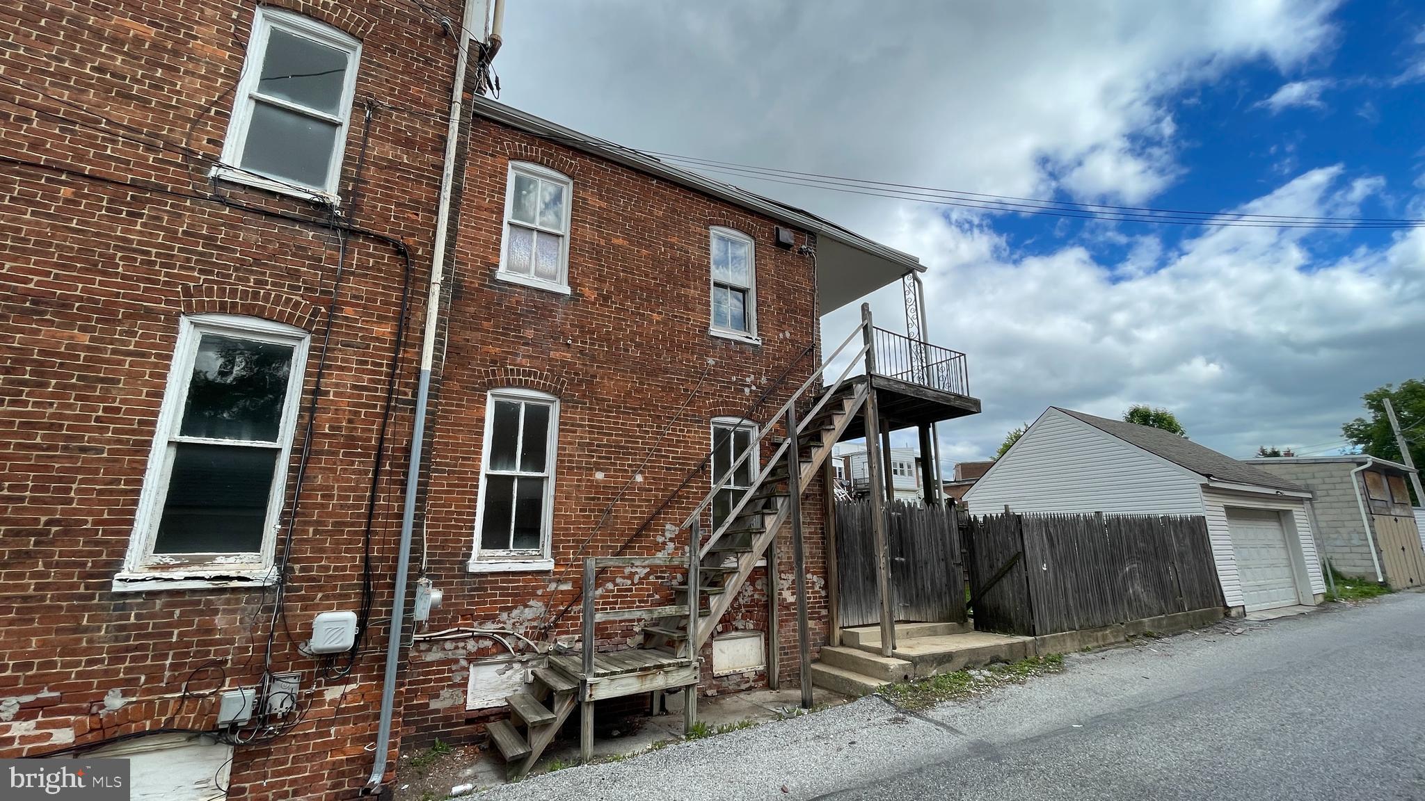 121 North State Street York, PA 17403 - Photo 4 of 47