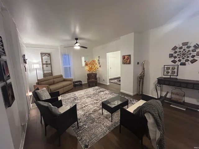 $237,000 | 403 South Michigan Street, Oxford, IN 47971