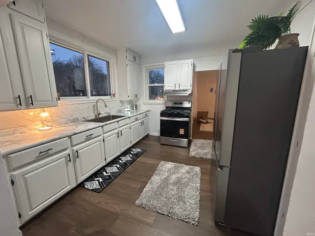 $237,000 | 403 South Michigan Street, Oxford, IN 47971