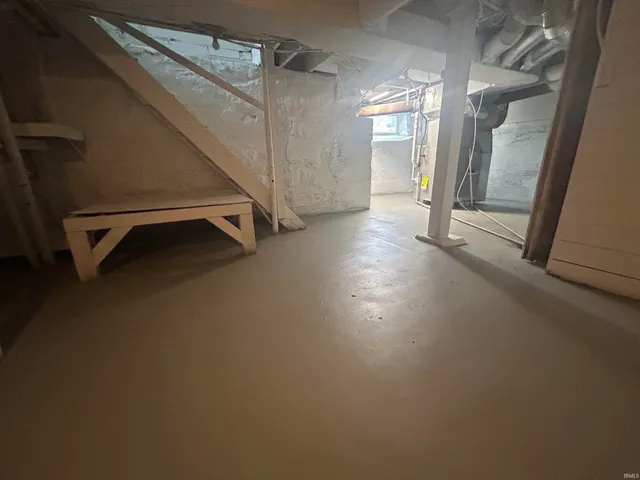 $237,000 | 403 South Michigan Street, Oxford, IN 47971