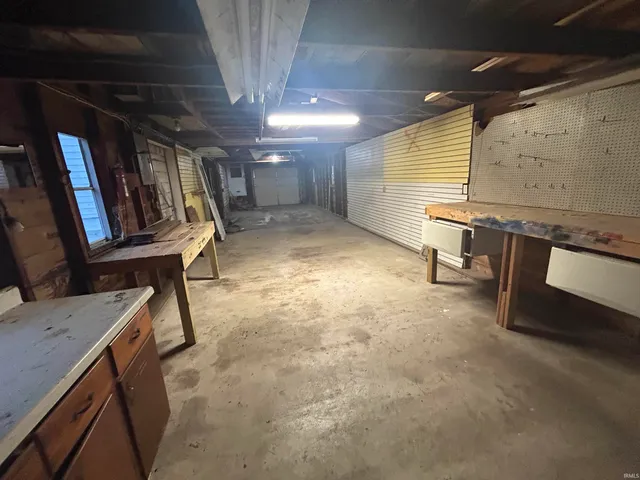 $237,000 | 403 South Michigan Street, Oxford, IN 47971