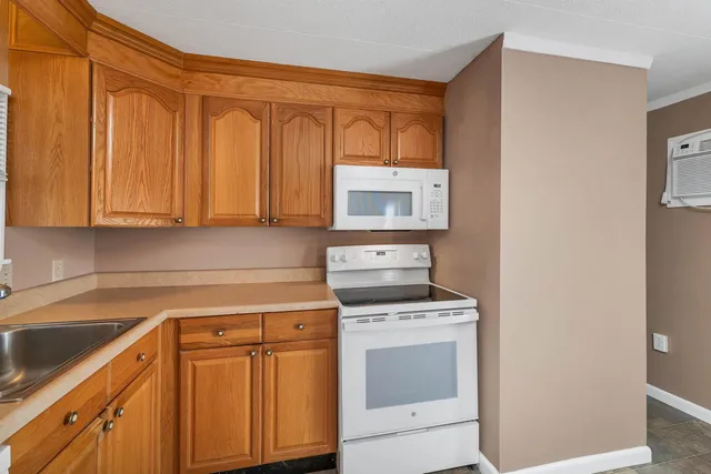 $155,000 | 9 Strawberry Lane, Concord, NH 03301