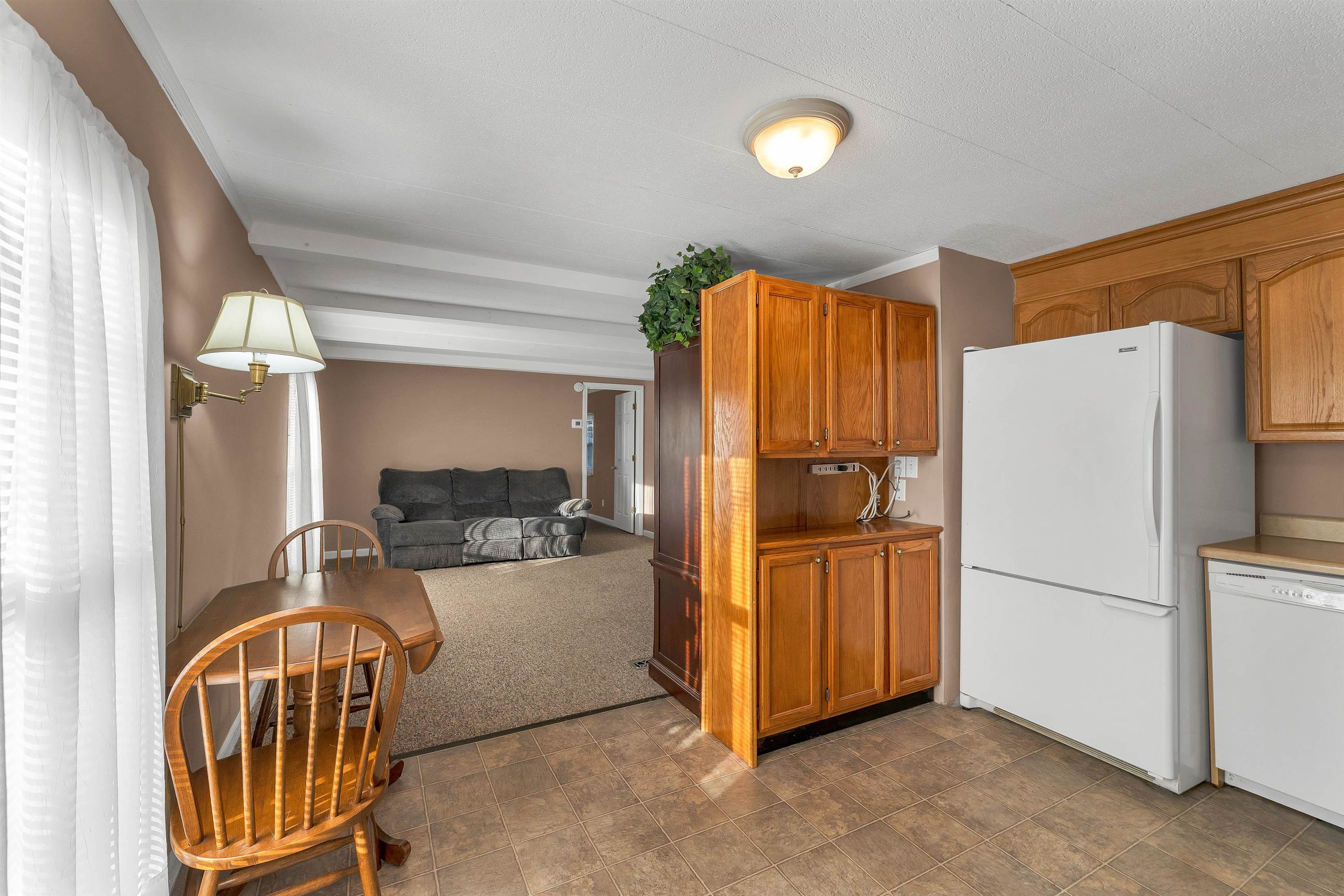 9 Strawberry Lane Concord, NH 03301 - Photo 5 of 37