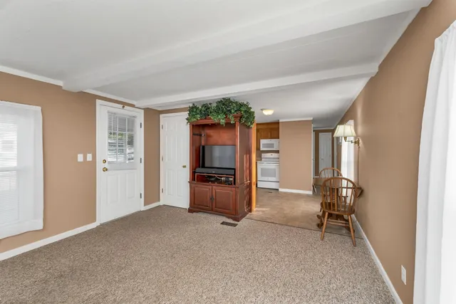 $155,000 | 9 Strawberry Lane, Concord, NH 03301