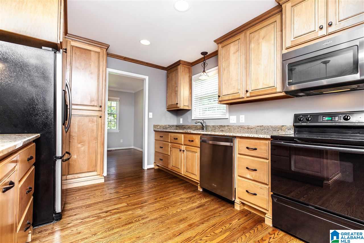 1340 Sumar Circle Birmingham, AL 35213 - Photo 39 of 43