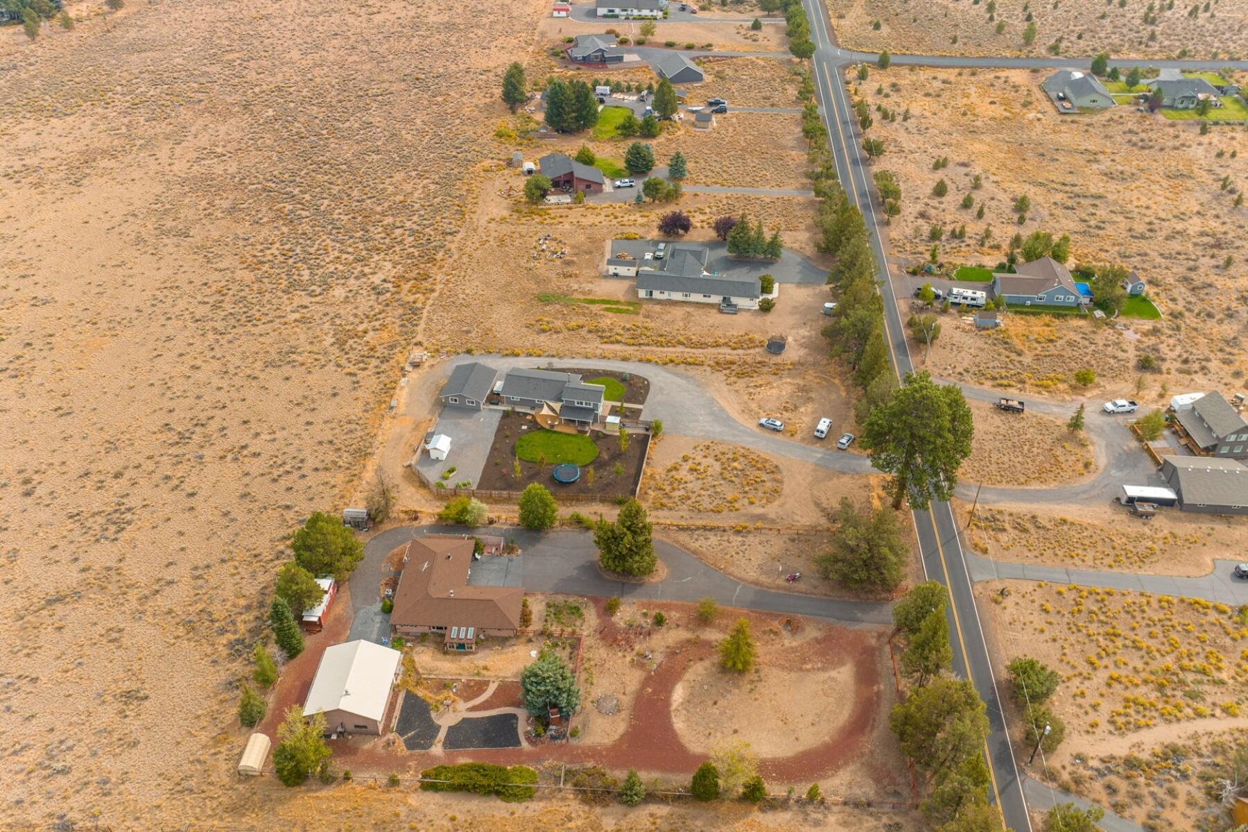 16958 Varco Road Bend, OR 97703 - Photo 40 of 49 batch_24-web-or-mls-Riley Visuals-18