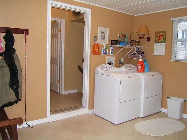 7679 Feder Road Galloway, OH 43119 - Photo 16 of 25 Gallery Image 16