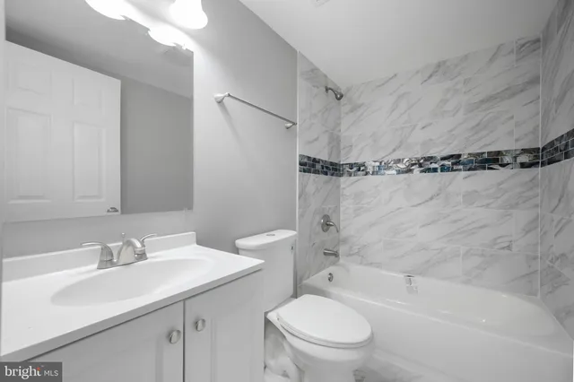 $320,000 | 3401 Court Way, Baltimore, MD 21222