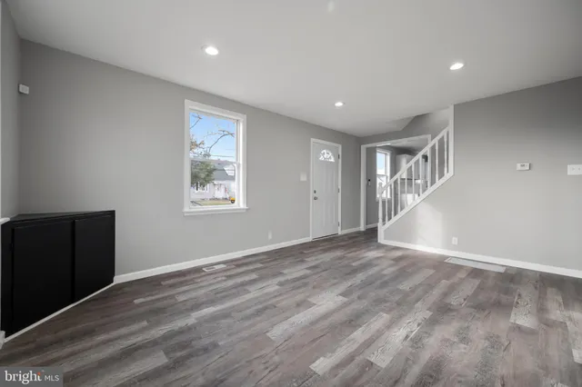 $320,000 | 3401 Court Way, Baltimore, MD 21222