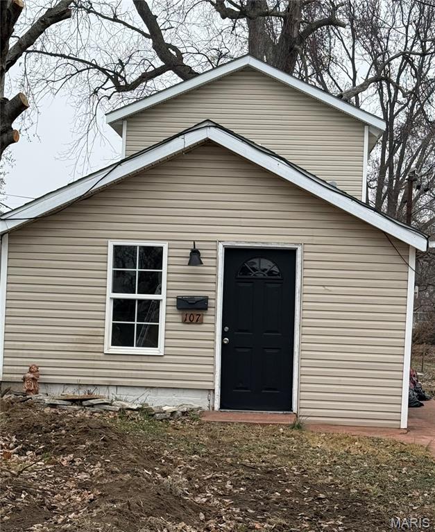 107 West Maple Street Hartford, IL 62048 - Photo 1 of 11