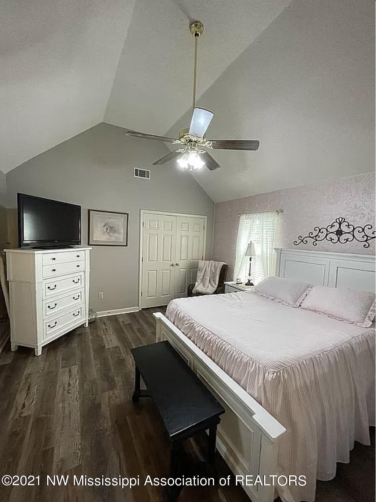 10197 Goodman Road Olive Branch, MS 38654 - Photo 6 of 13 IMG-8899