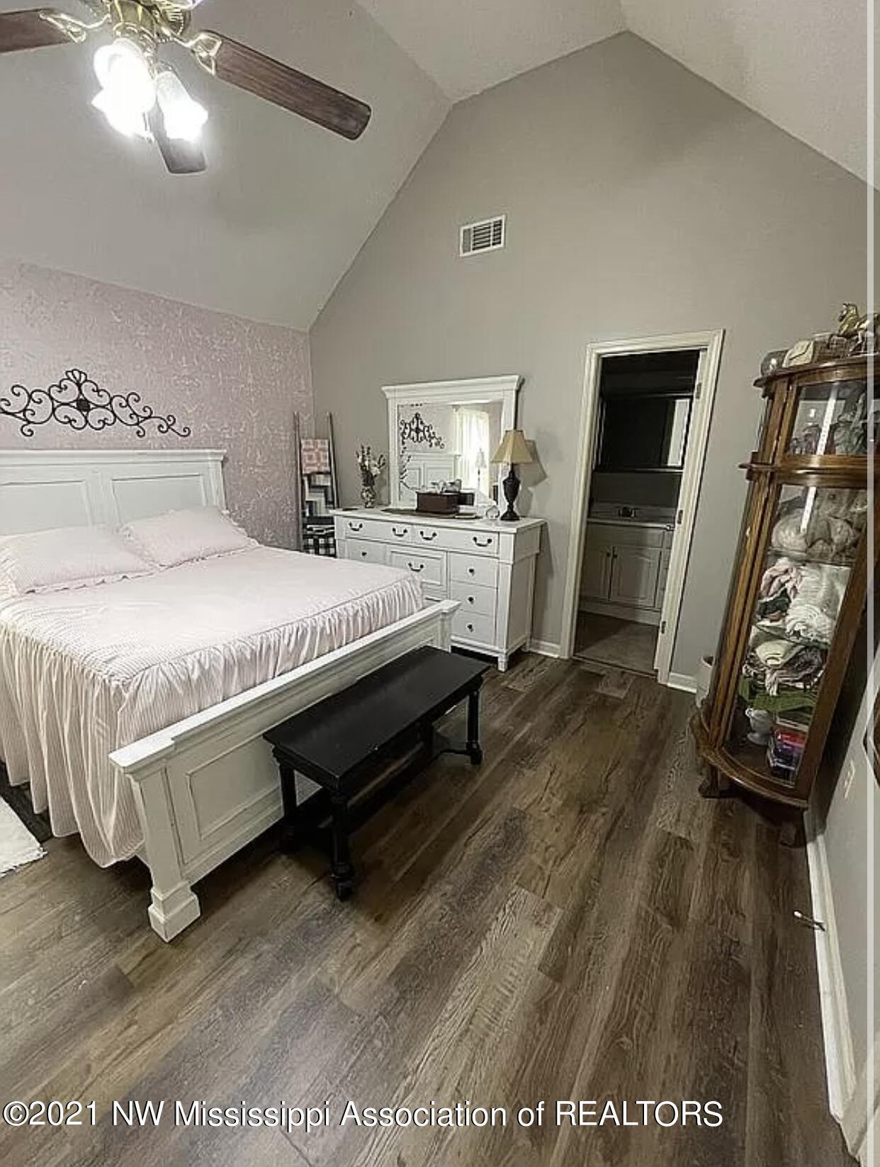 10197 Goodman Road Olive Branch, MS 38654 - Photo 7 of 13 IMG-8896