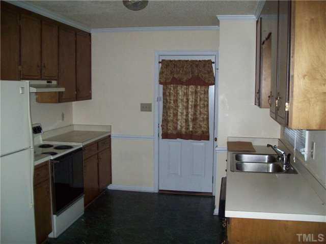 353 Government Road Clayton, NC 27520 - Photo 4 of 6 Gallery Image 4