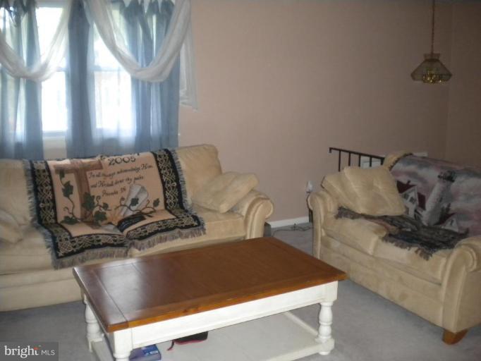 2528 Wycliffe Road Baltimore, MD 21234 - Photo 7 of 15 Living Room #2