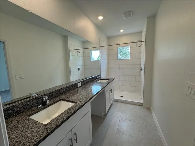 $2,350 | 10822 Ft White Court, Tampa, FL 33647