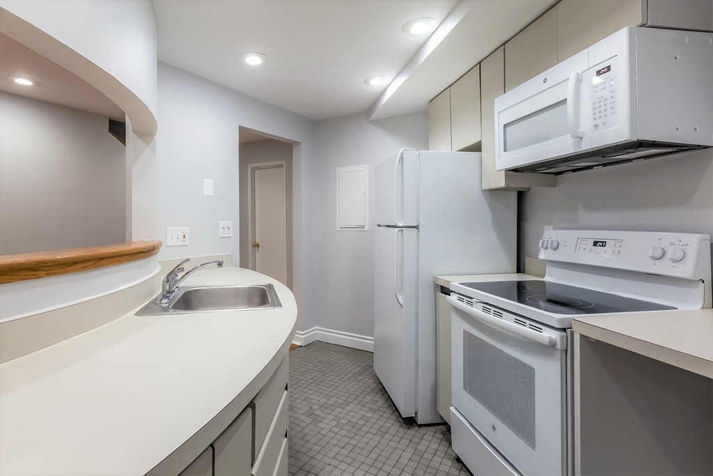 16 Symphony Road, Unit 1 Boston, MA 02115 - Photo 11 of 29 Gallery Image 11