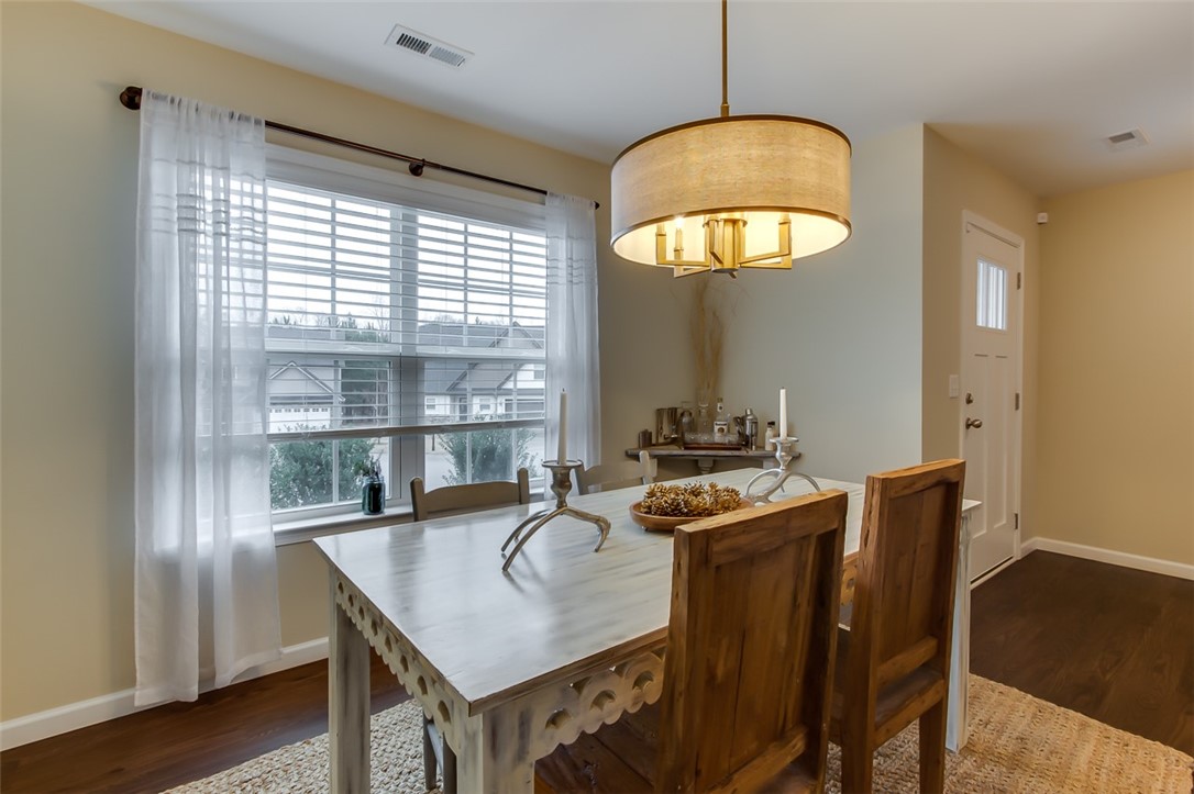 133 Gallant Lane Anderson, SC 29621 - Photo 6 of 27 Gallery Image 6