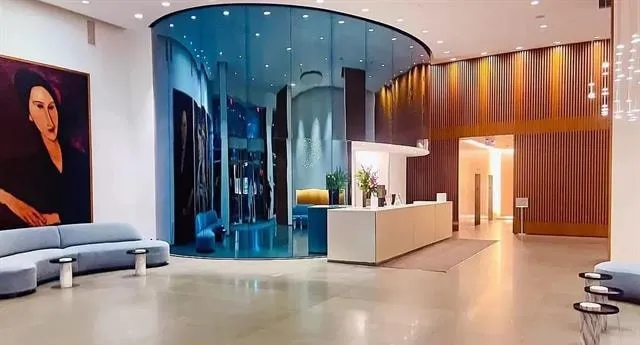 a view of a tall building