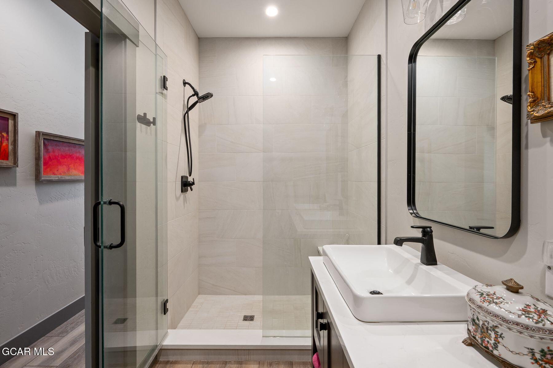 150 Eagle Ridge Drive Granby, CO 80446 - Photo 28 of 56 Primary suite