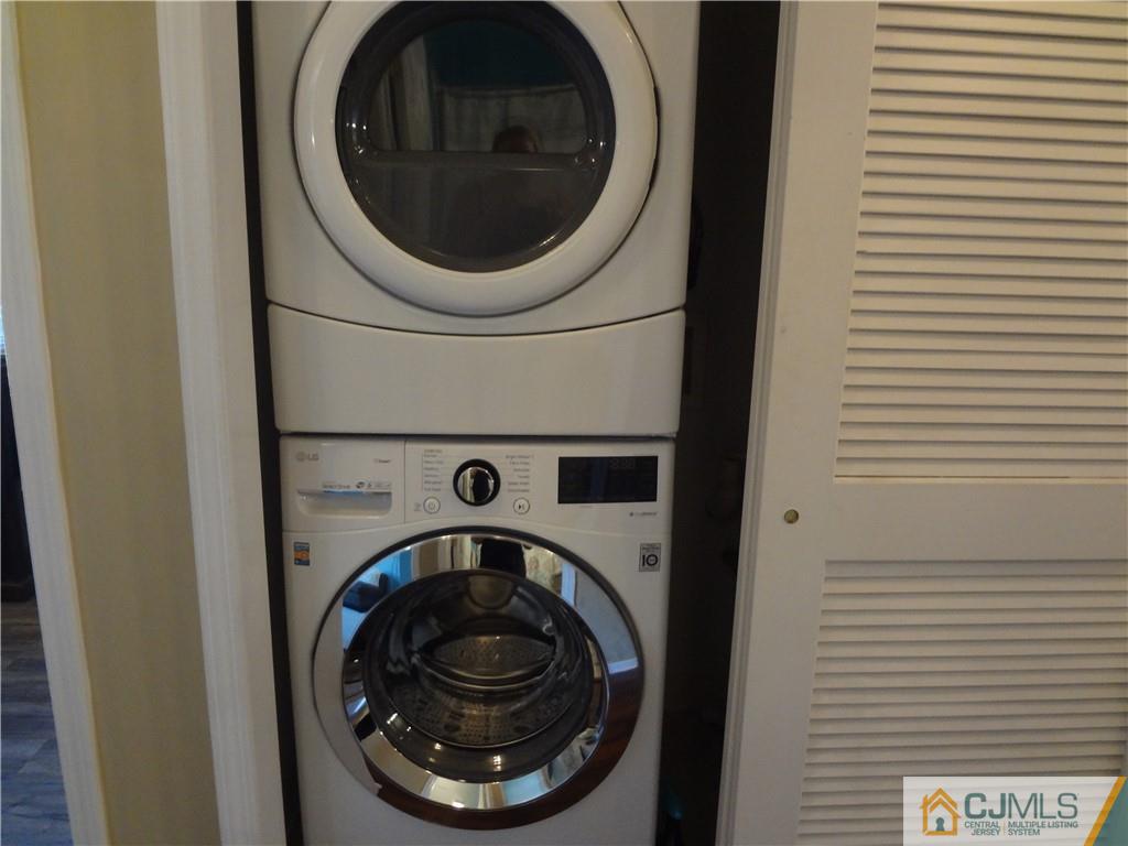 368 Rector Street, Unit 304 Perth Amboy, NJ 08861 - Photo 23 of 23 a close up view of a washer and dryer