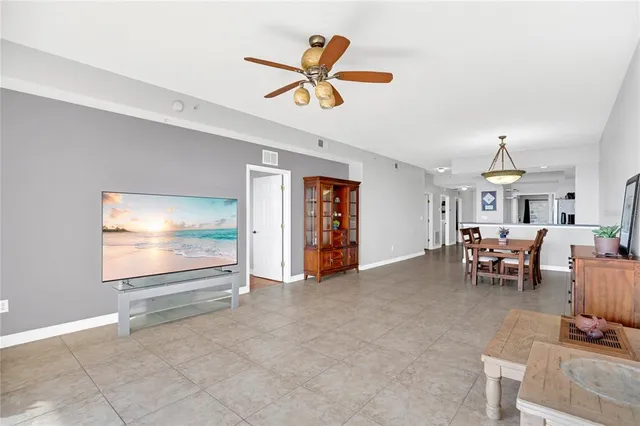 $385,000 | 6336 Buford Street, Unit 405, Orlando, FL 32835