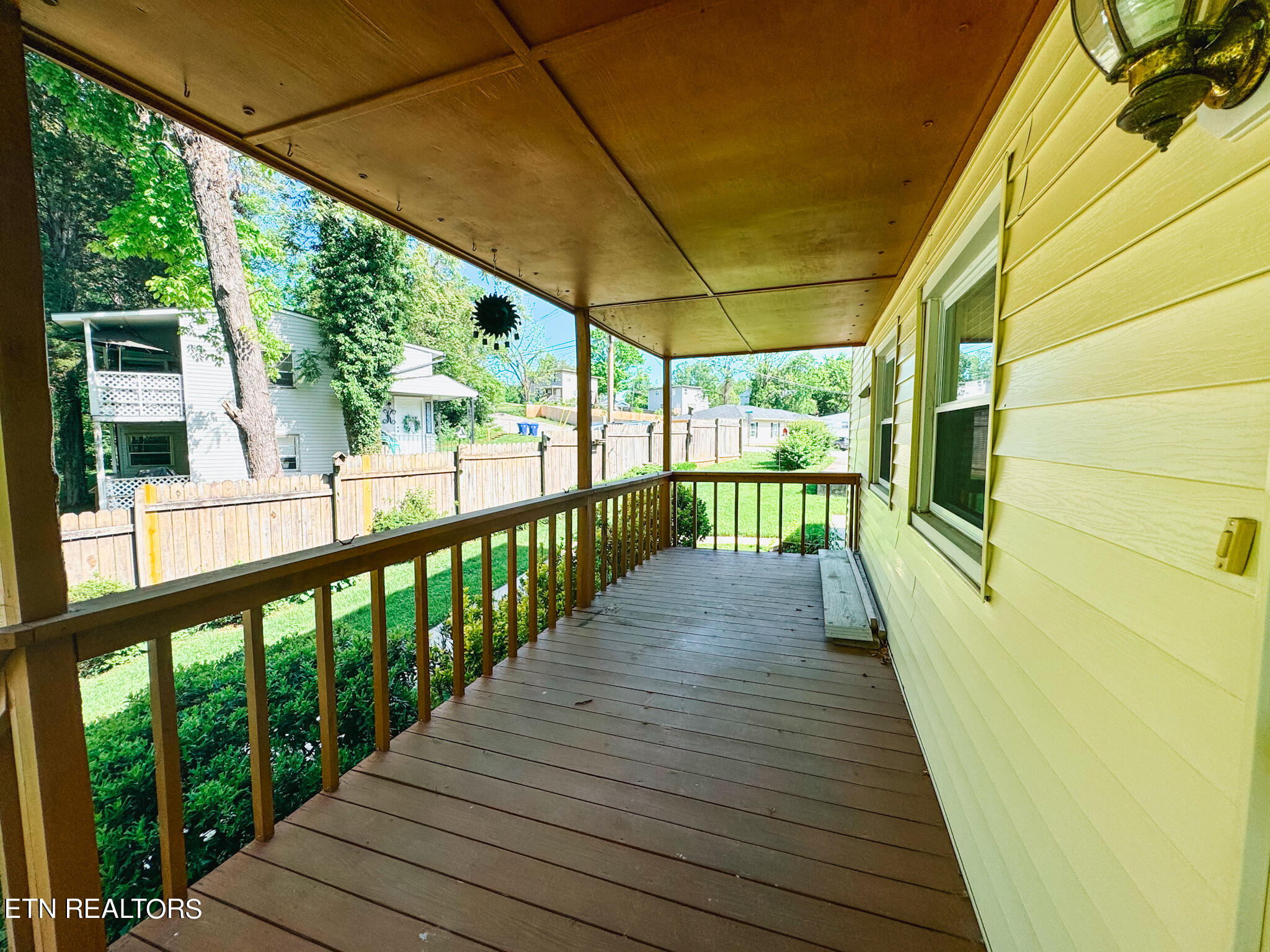 120 Wabash Lane Oak Ridge, TN 37830 - Photo 26 of 31 wabash side porch