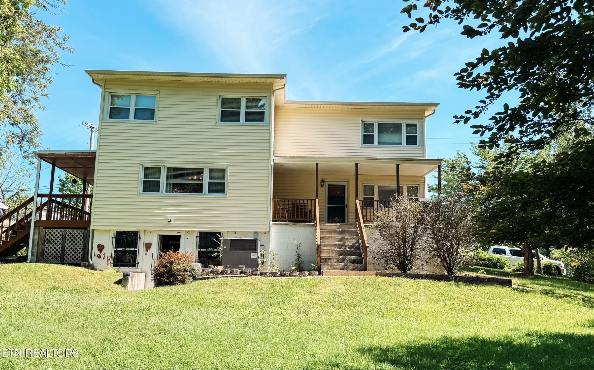 120 Wabash Lane Oak Ridge, TN 37830 - Photo 3 of 31 E7E67F7A-21D9-4023-B5E3-A9F3FD0EC33C_1_2