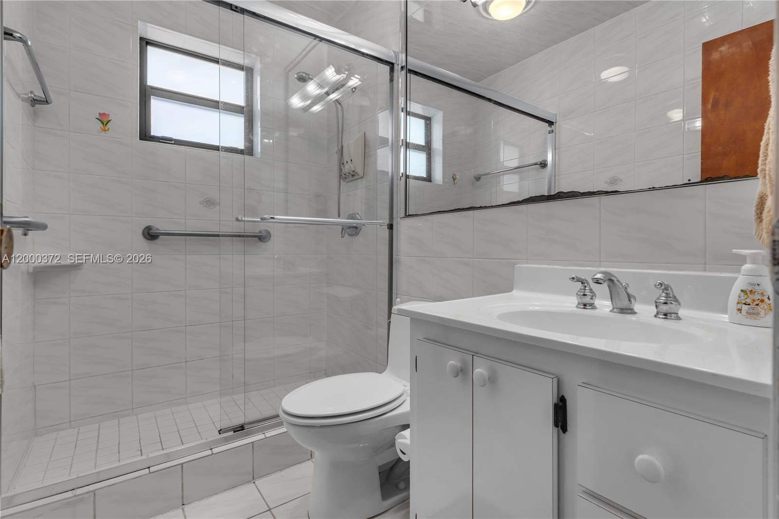 6770 Southwest 15th Street Miami, FL 33144 - Photo 17 of 36 1st bathroom